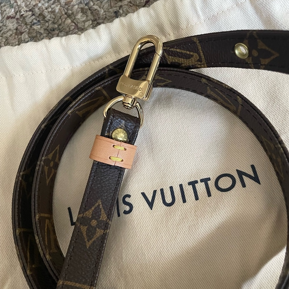 Monogram strap - Picture 4 of 8